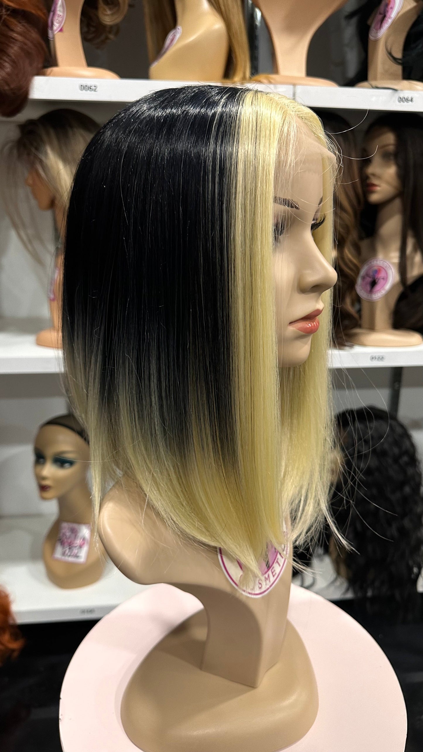 #77 Jazelle - Middle Parting Lace Front Wig - Color 1B/30