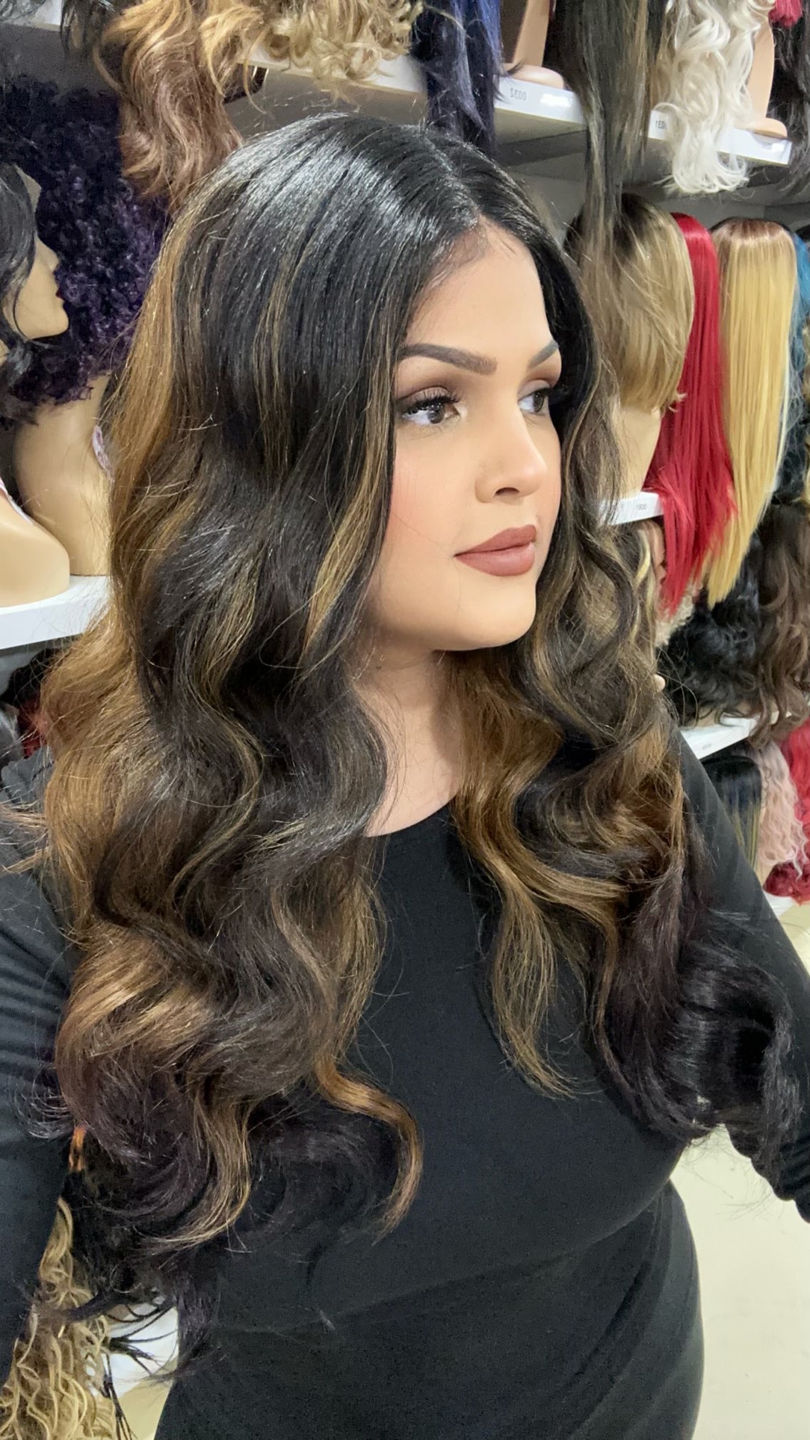 #65 Katie - Middle Part Lace Front Wig - Color 1B/27/30 - The Pink Makeup Box