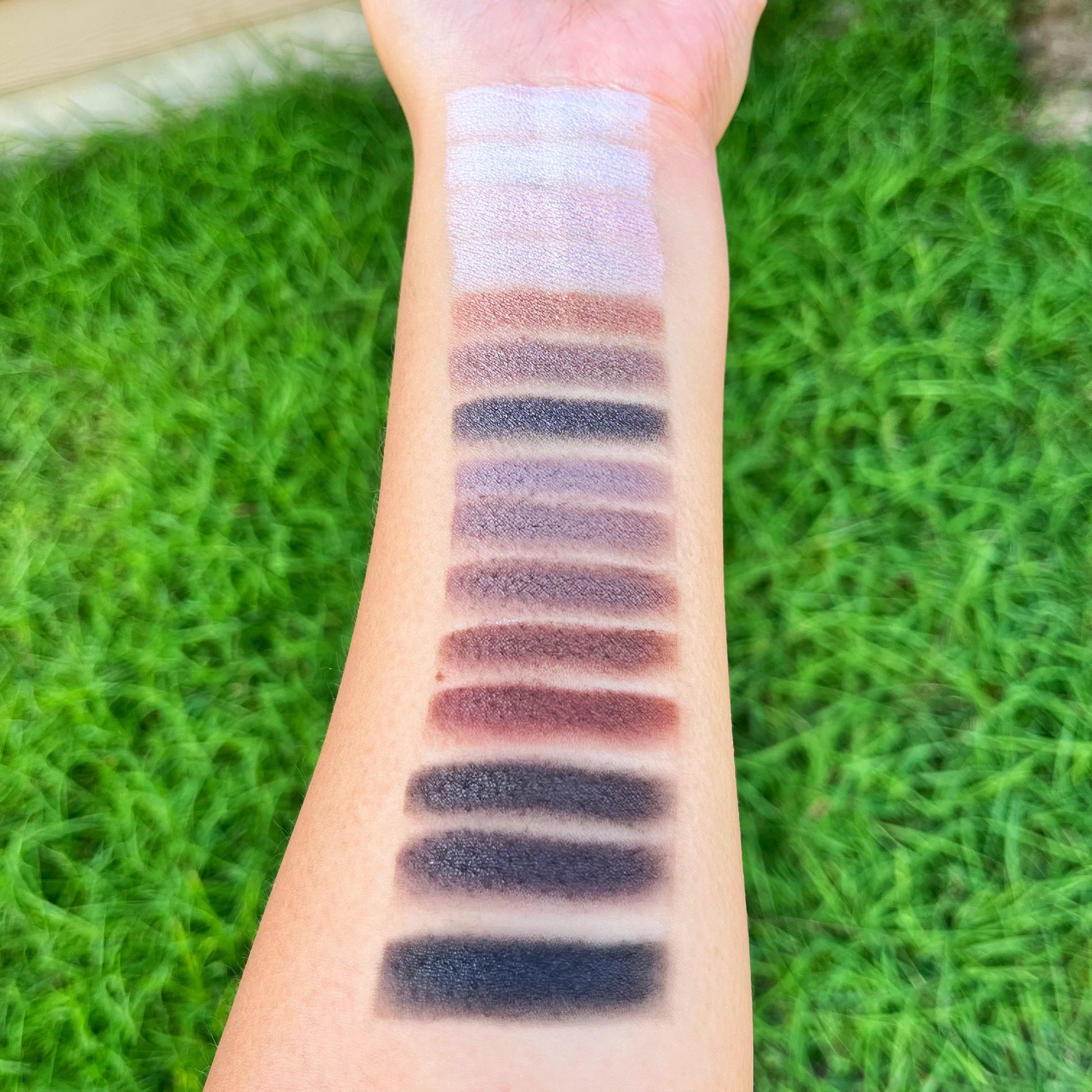 COCONUT CRUNCH EYESHADOW PALETTE - All The Browns You'll Ever Need! - The Pink Makeup Box