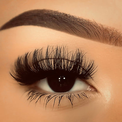 Alice - 4D Luxury Synthetic Easy To Apply Hand Made Lashes - The Pink Makeup Box